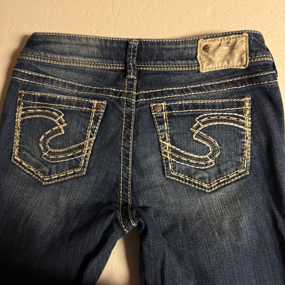 Silver Jeans Co Suki Bootcut Jeans Women's Size 26 Blue Distressed Flared Denim